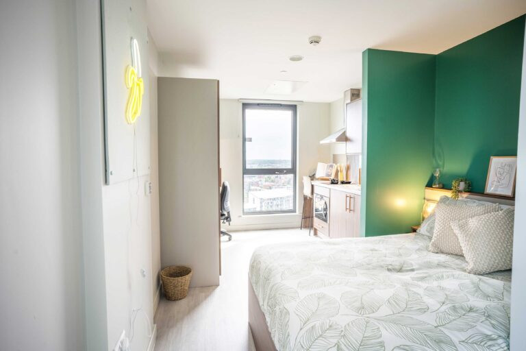 Premium City View Studio - The Toybox - Gallery - 1