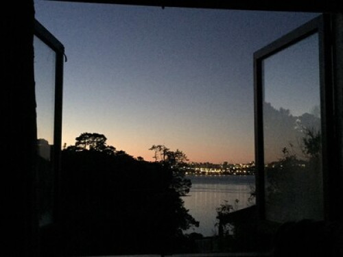 Rustic Chelsea Bay - Gallery - 6