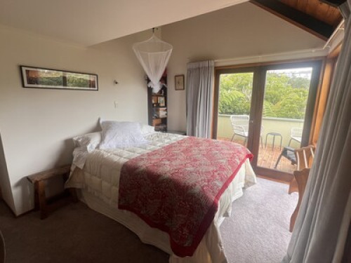 Rustic Chelsea Bay - Gallery - 20