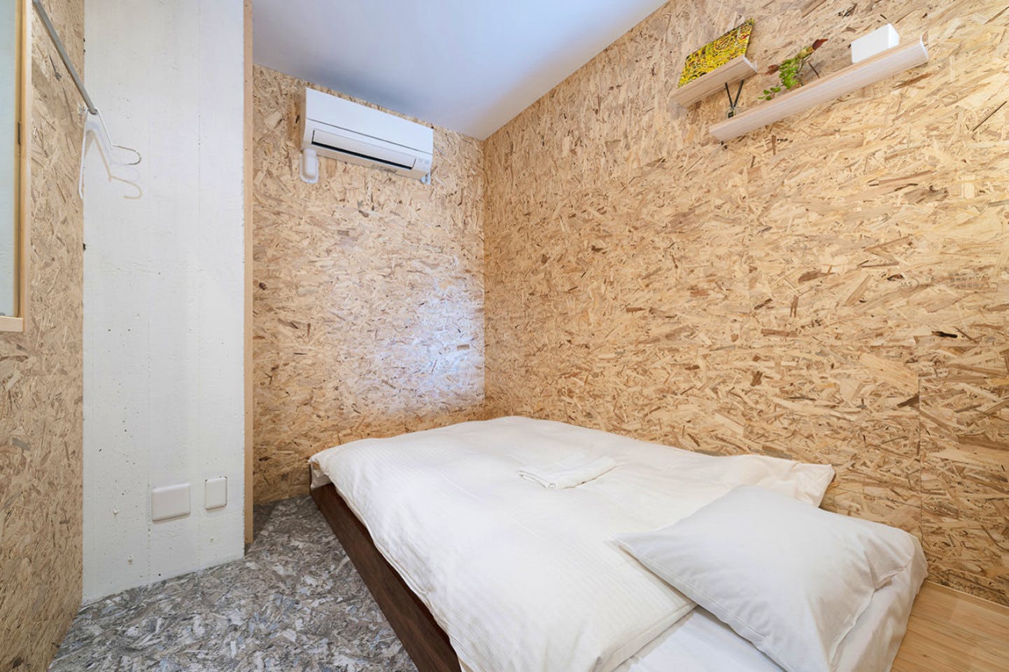  Single Room  -  Kotohira Residence  - Gallery -  1