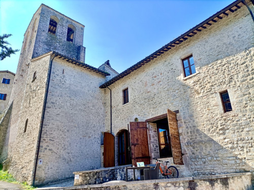 Medieval Village Coliving in Umbria’s Verdant Hills