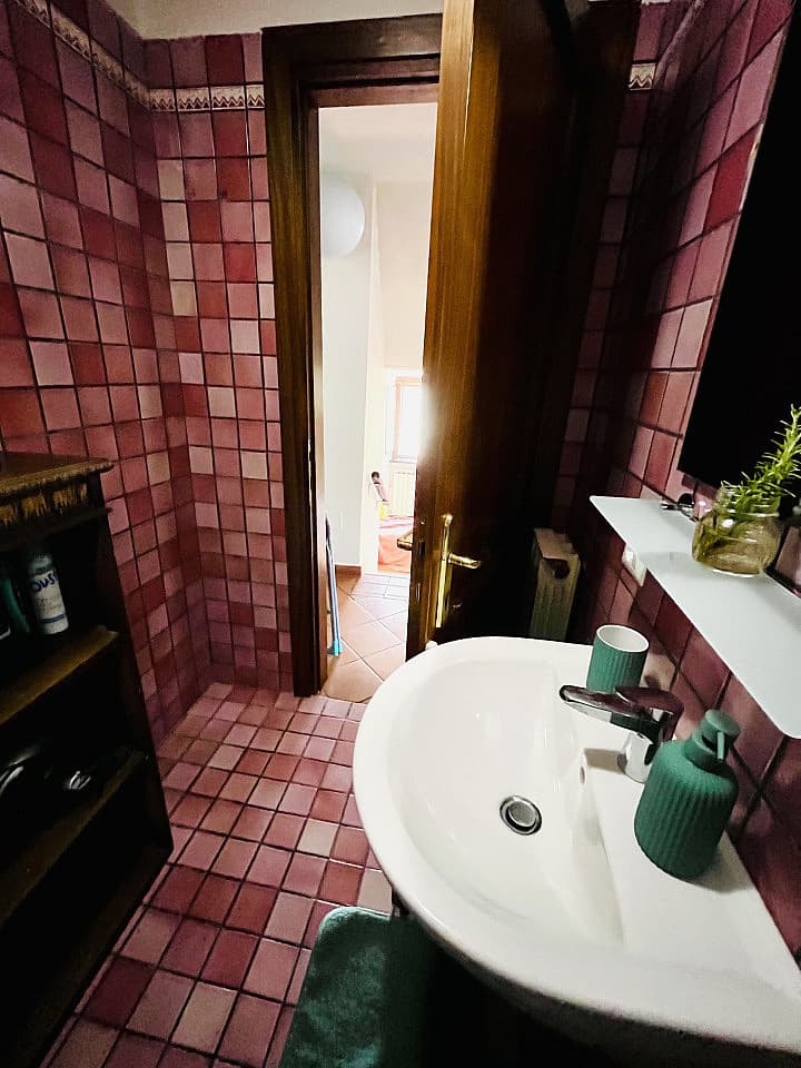 Private Single - 4
