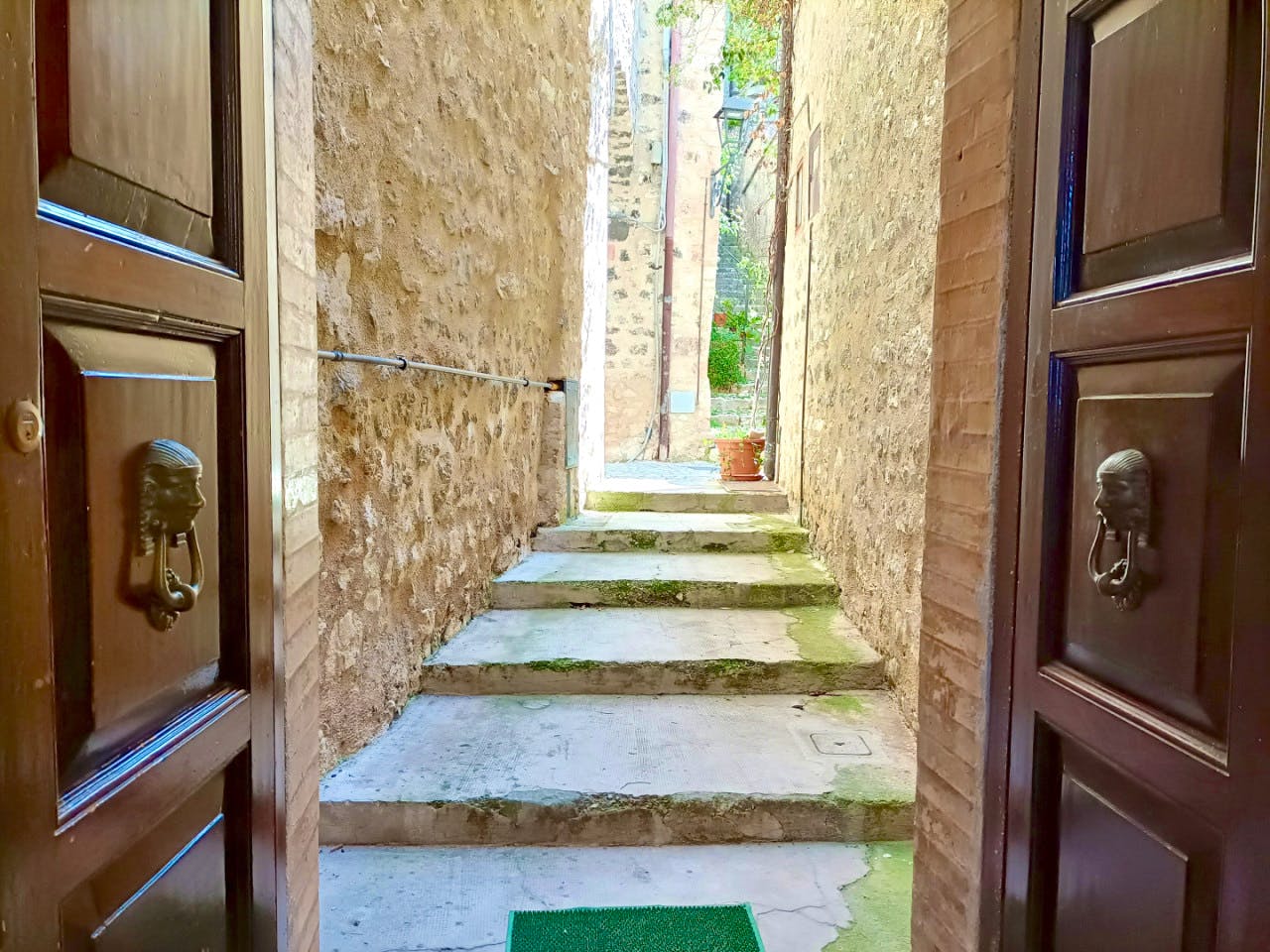  Private Double  -  Medieval Village Coliving in Umbria’s Verdant Hills  - Gallery -  14