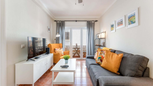 Comfy Flat W/ Rooftop Beach View