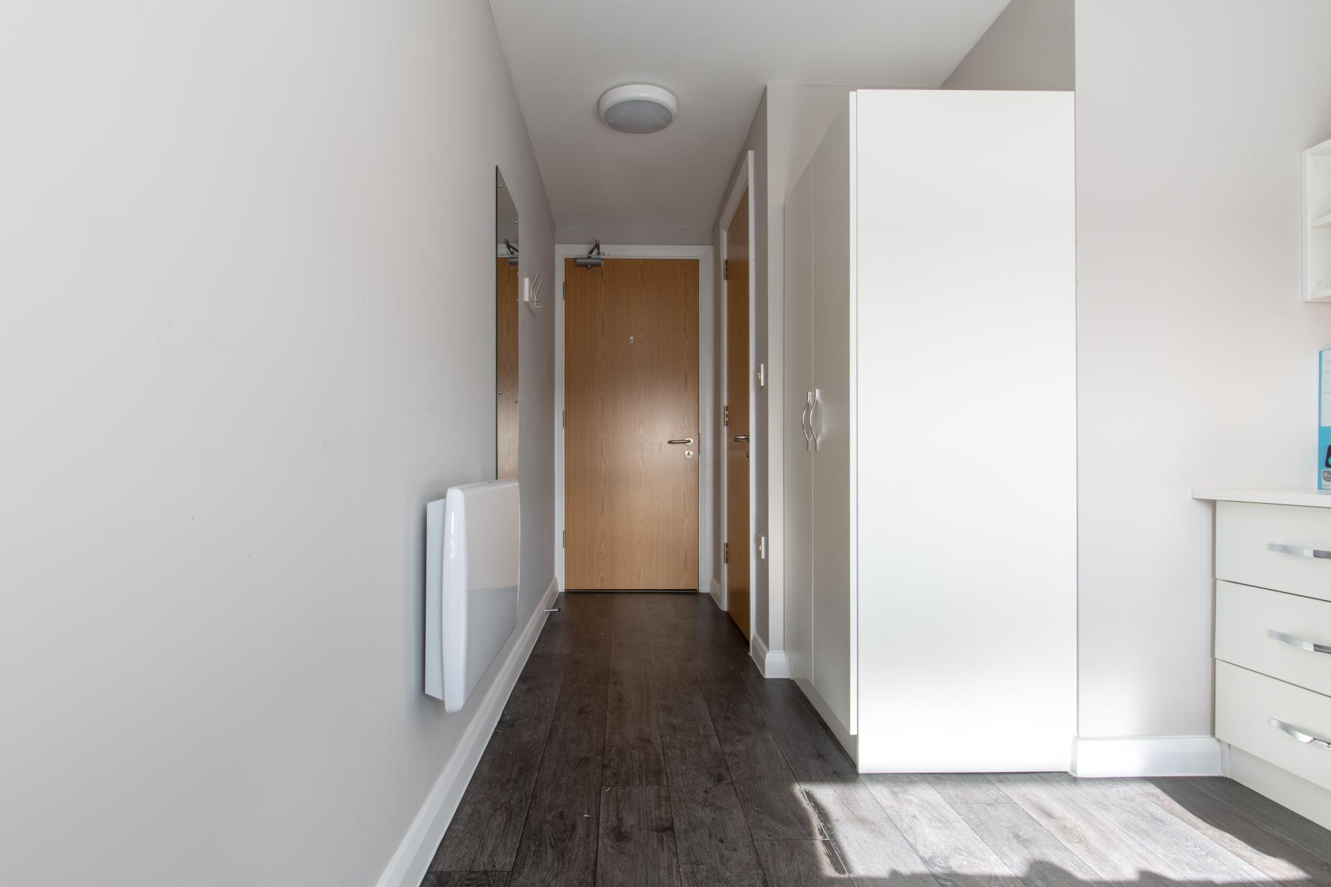 Premier En-Suite  -  One Islington Plaza  - Gallery -  12
