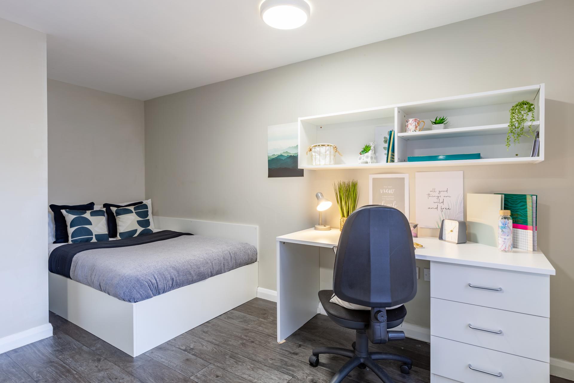  Premier Studio - W/ Accessible Bathroom  -  One Islington Plaza  - Gallery -  28