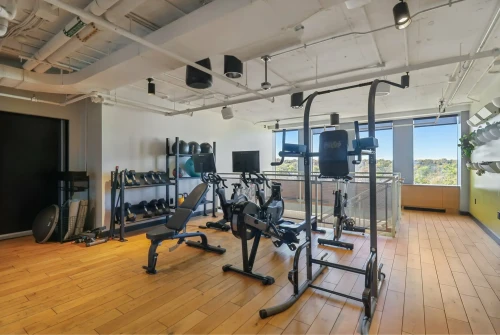 2221 S Clark - Gallery - 35