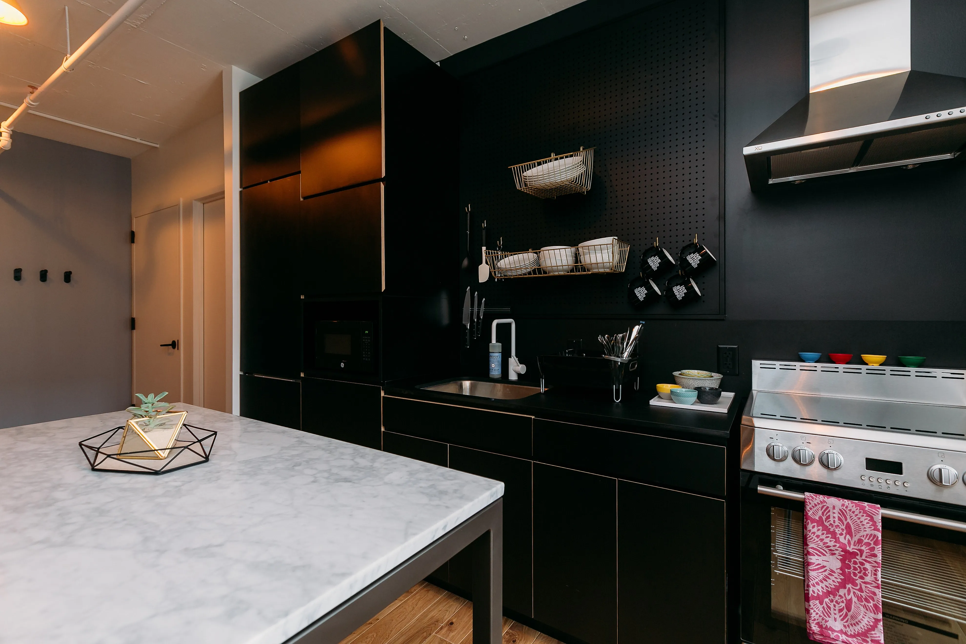 4 Bed / 2 Bath - 2221 S Clark - Gallery - 6