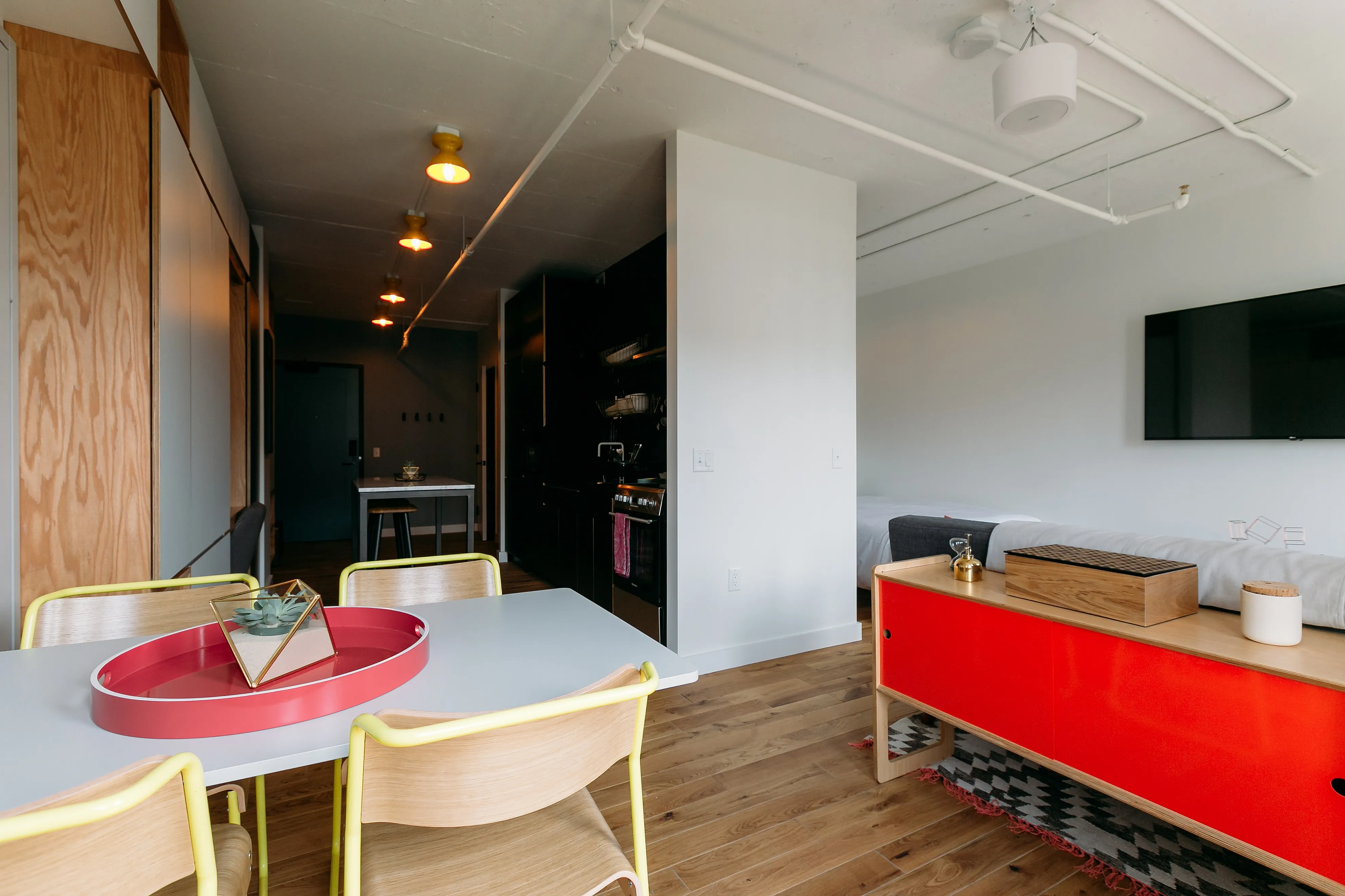 4 Bed / 2 Bath - 2221 S Clark - Gallery - 9