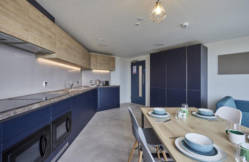 Regatta Place - Gallery - 1033