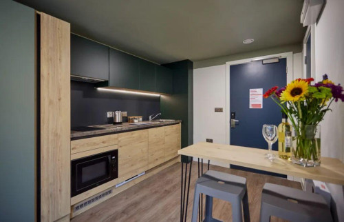 Regatta Place - Gallery - 214