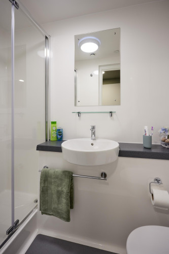 Regatta Place - Gallery - 662