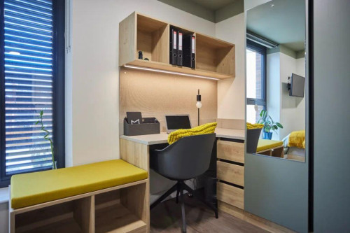 Regatta Place - Gallery - 920