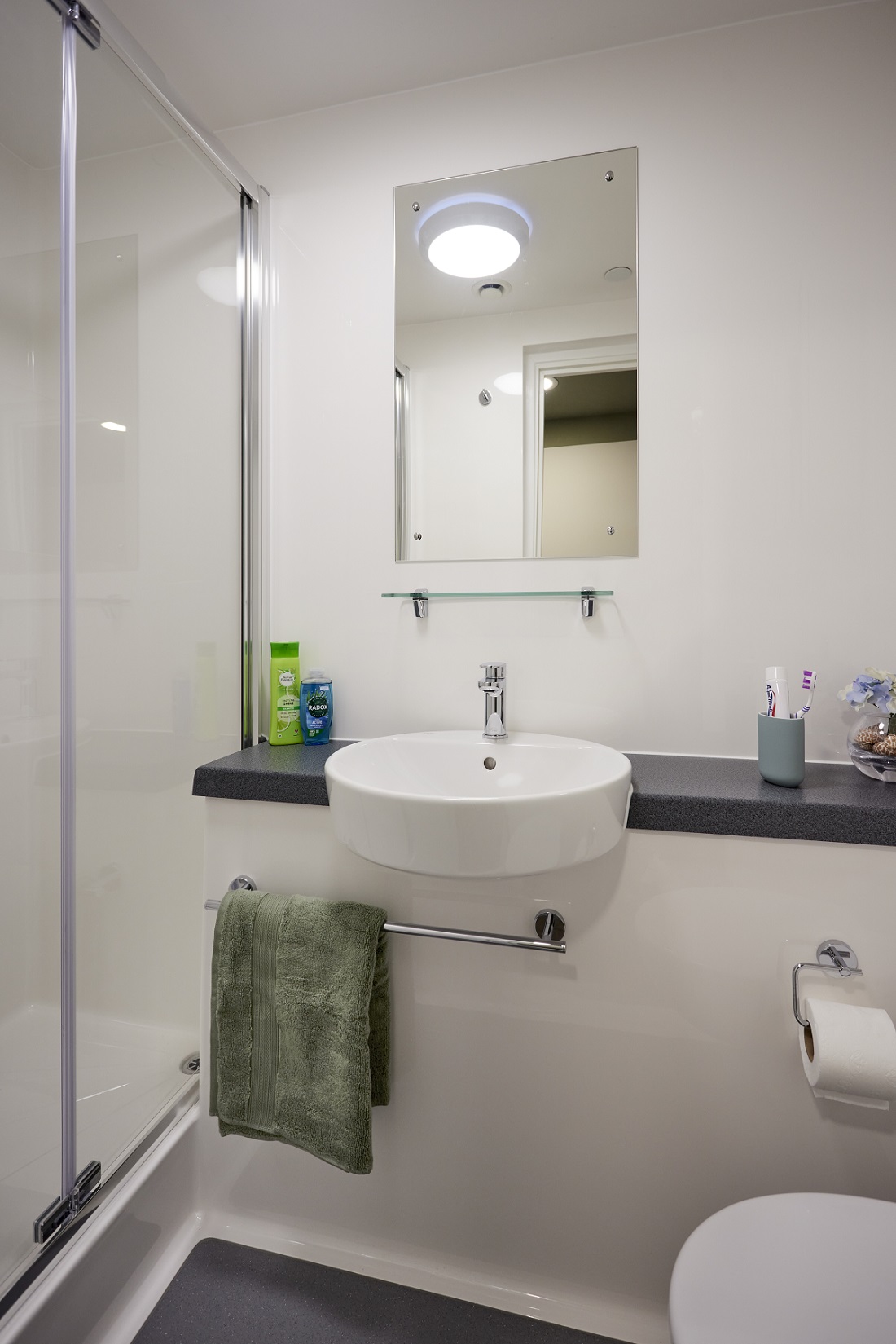  Classic Plus En Suite  -  Regatta Place  - Gallery -  4