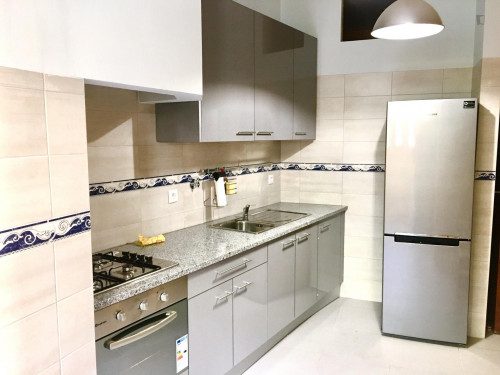 Pleasant single room near Universidade de Coimbra