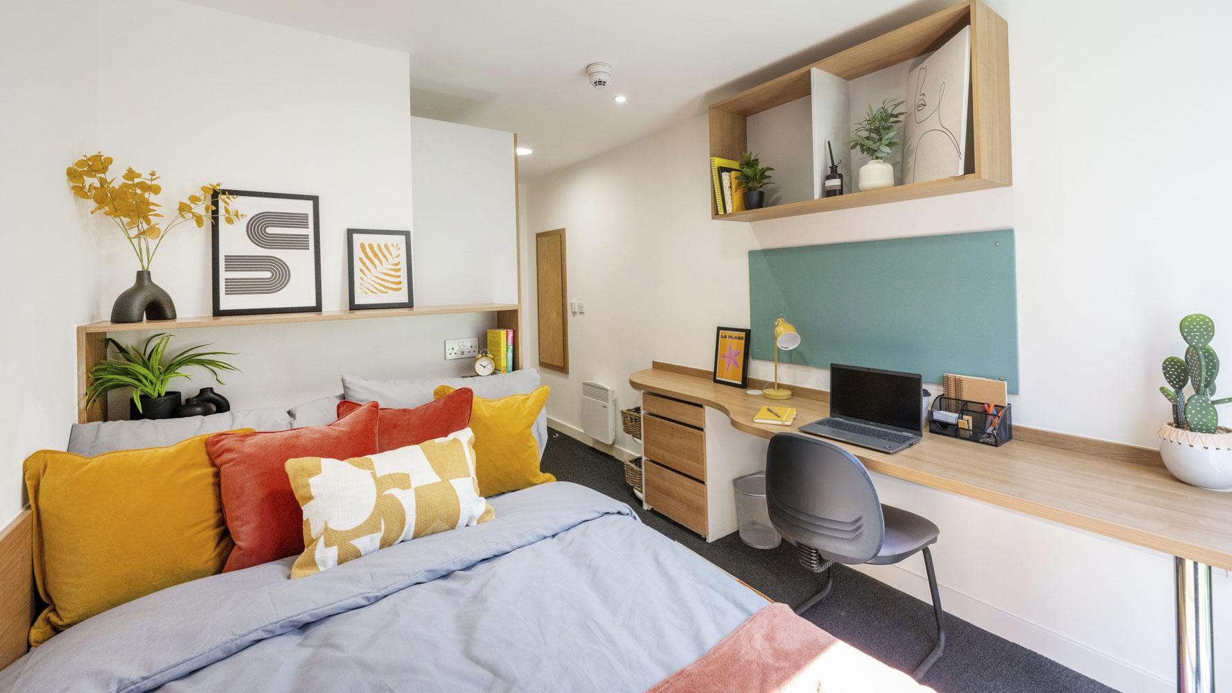  Silver En-Suite  -  The Elements  - Gallery -  2