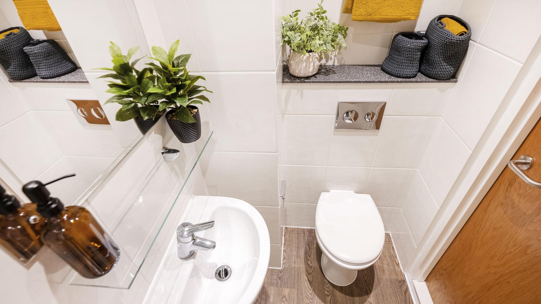  Silver En-Suite  -  The Elements  - Gallery -  10