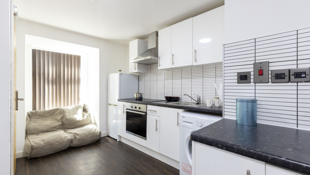 1 West Walk - ZONE  - Gallery -  4