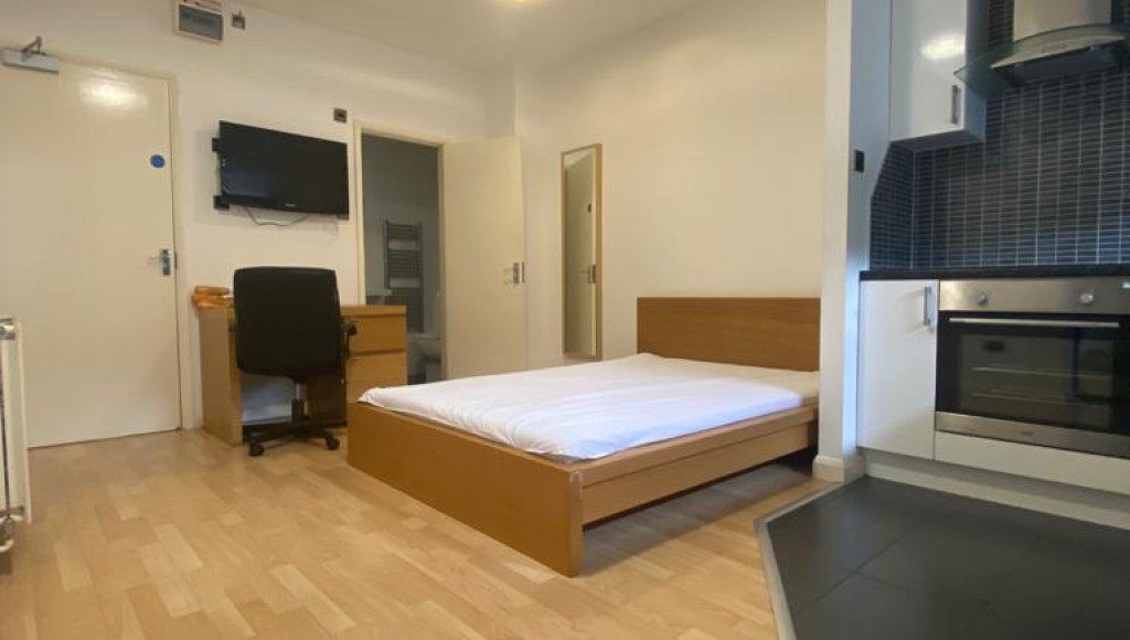  Large Premier Studio  -  35K Western Boulevard  - Gallery -  2