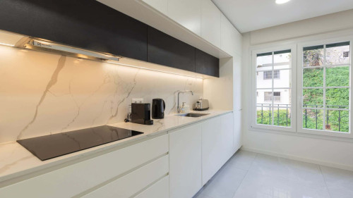 Homely 2BDR Apartment - Gallery - 52