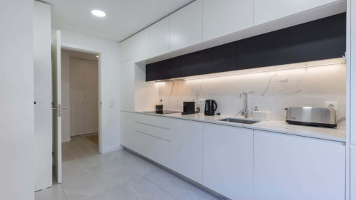 Homely 2BDR Apartment - Gallery - 53