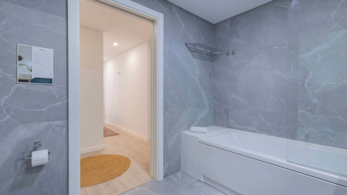 Homely 2BDR Apartment - Gallery - 79