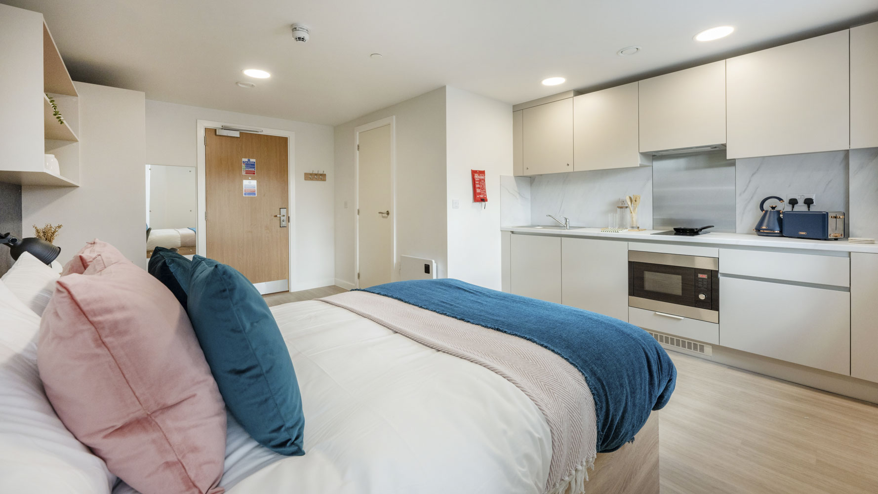 Classic Plus Studio - Waterloo House - Gallery - 5