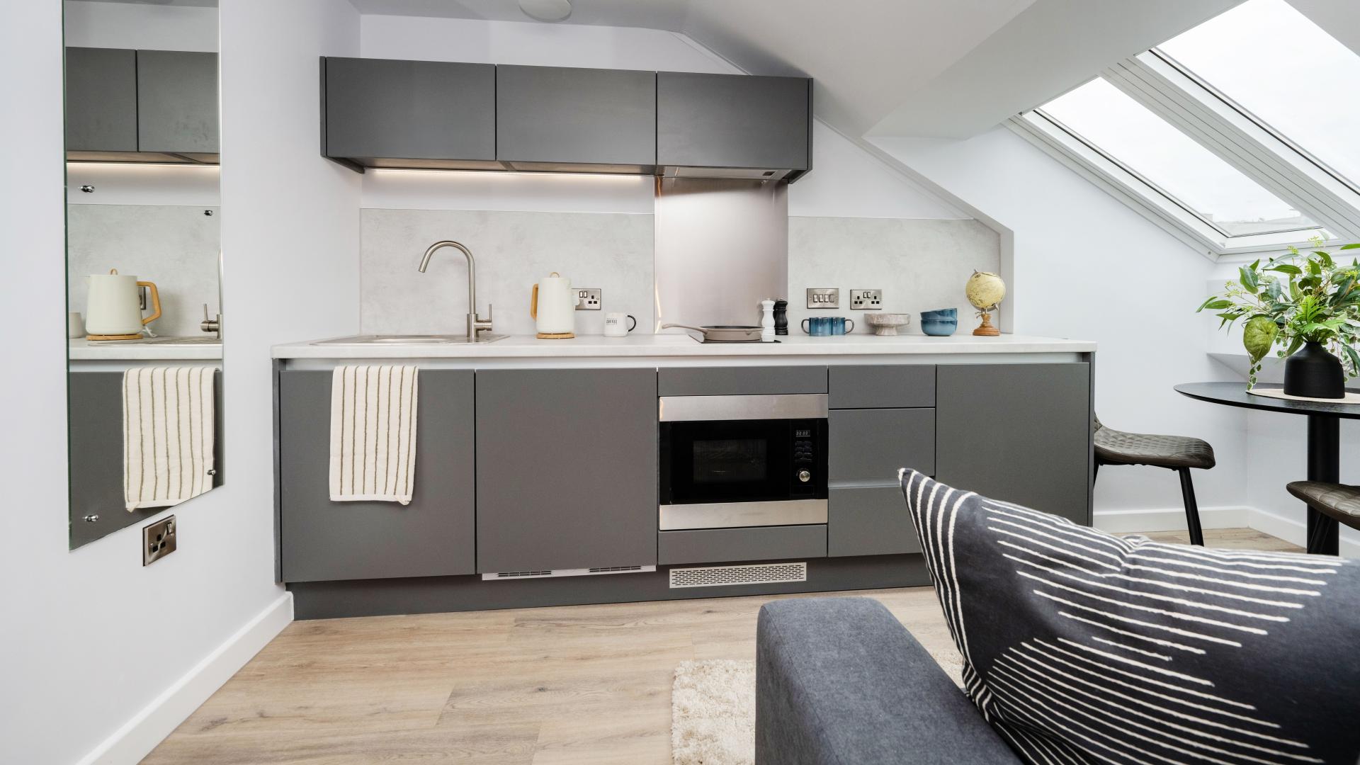 Skylight Plus Studio - Headrow Court - Gallery - 6