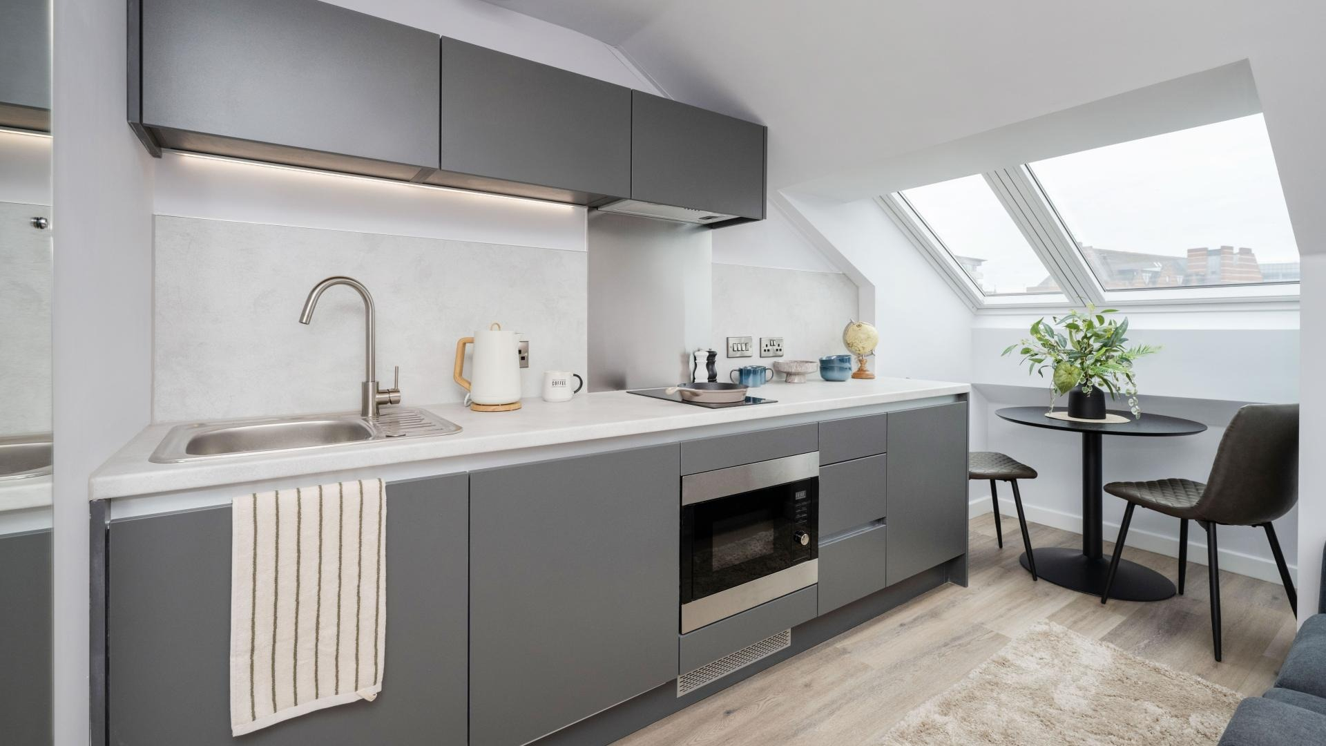 Skylight Plus Studio - Headrow Court - Gallery - 13