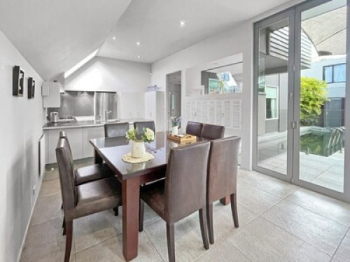 Hidden Paradise Close to City