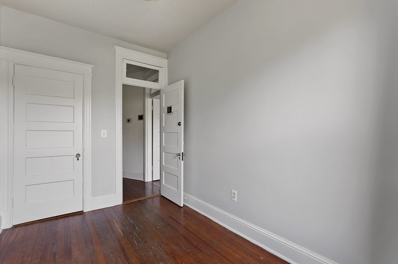 #466: Columbia Heights - Full Bedroom 2B - #466: Columbia Heights - Gallery - 4