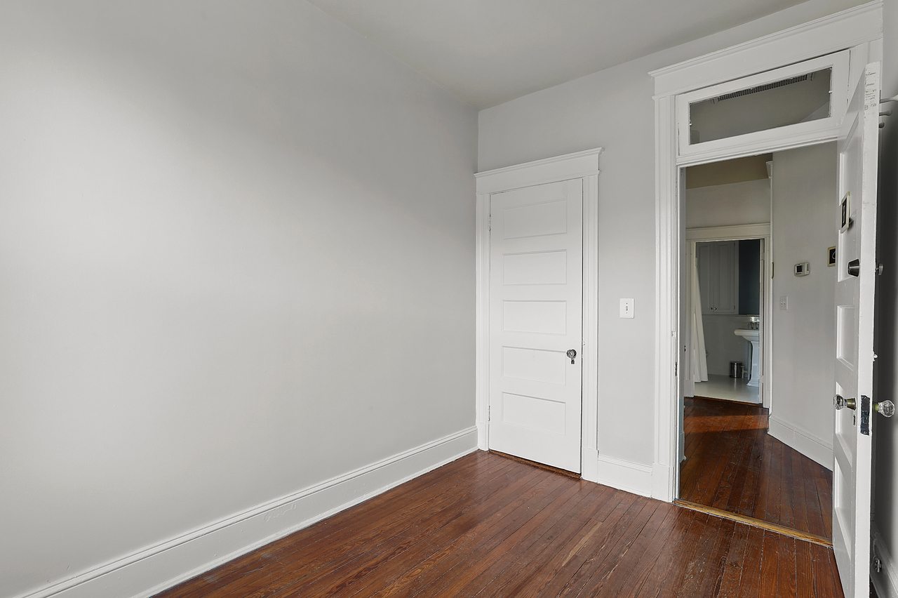 #466: Columbia Heights - Full Bedroom 2B - #466: Columbia Heights - Gallery - 3