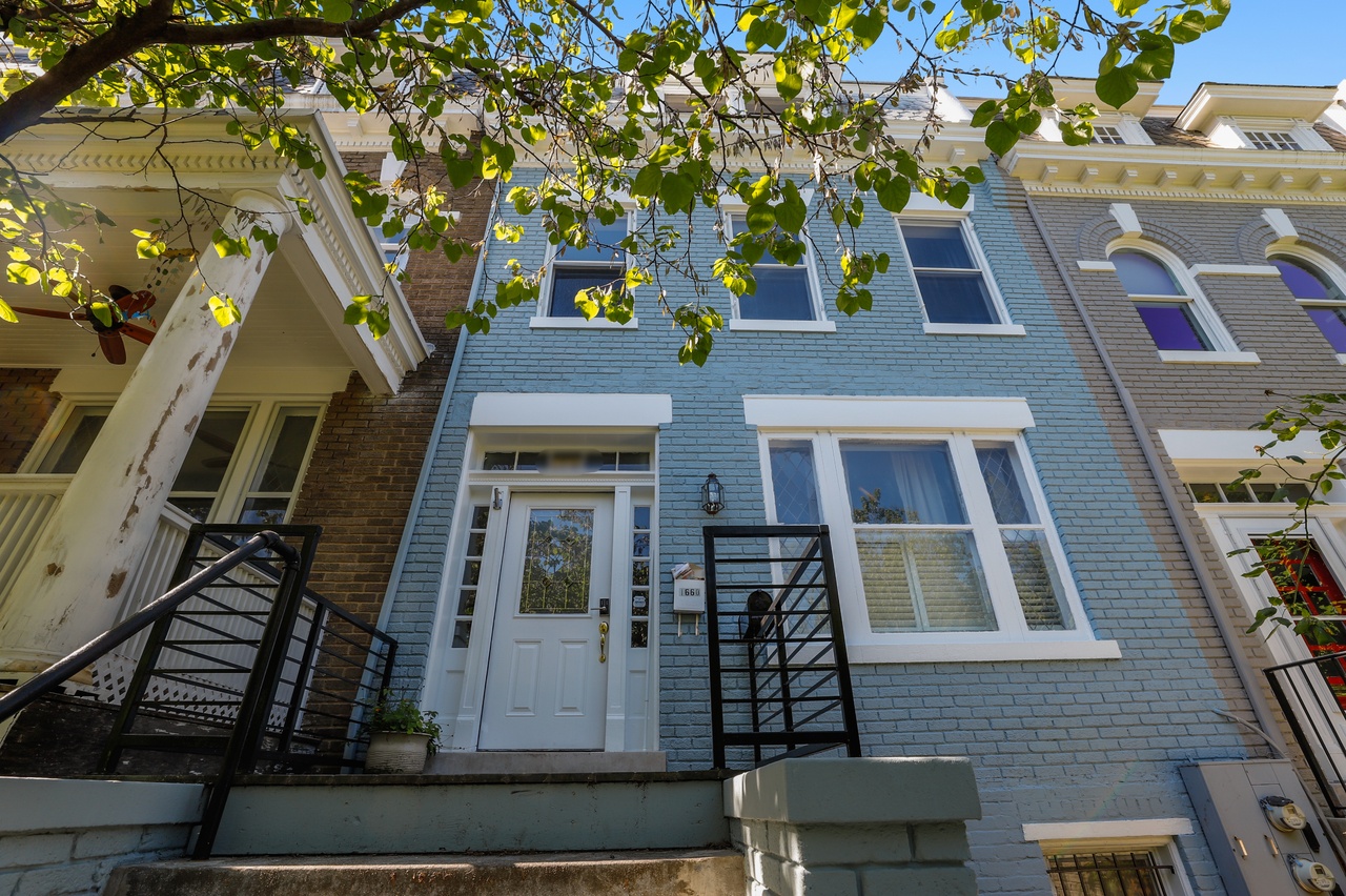  #466: Columbia Heights - Full Bedroom 2B  -  #466: Columbia Heights  - Gallery -  22