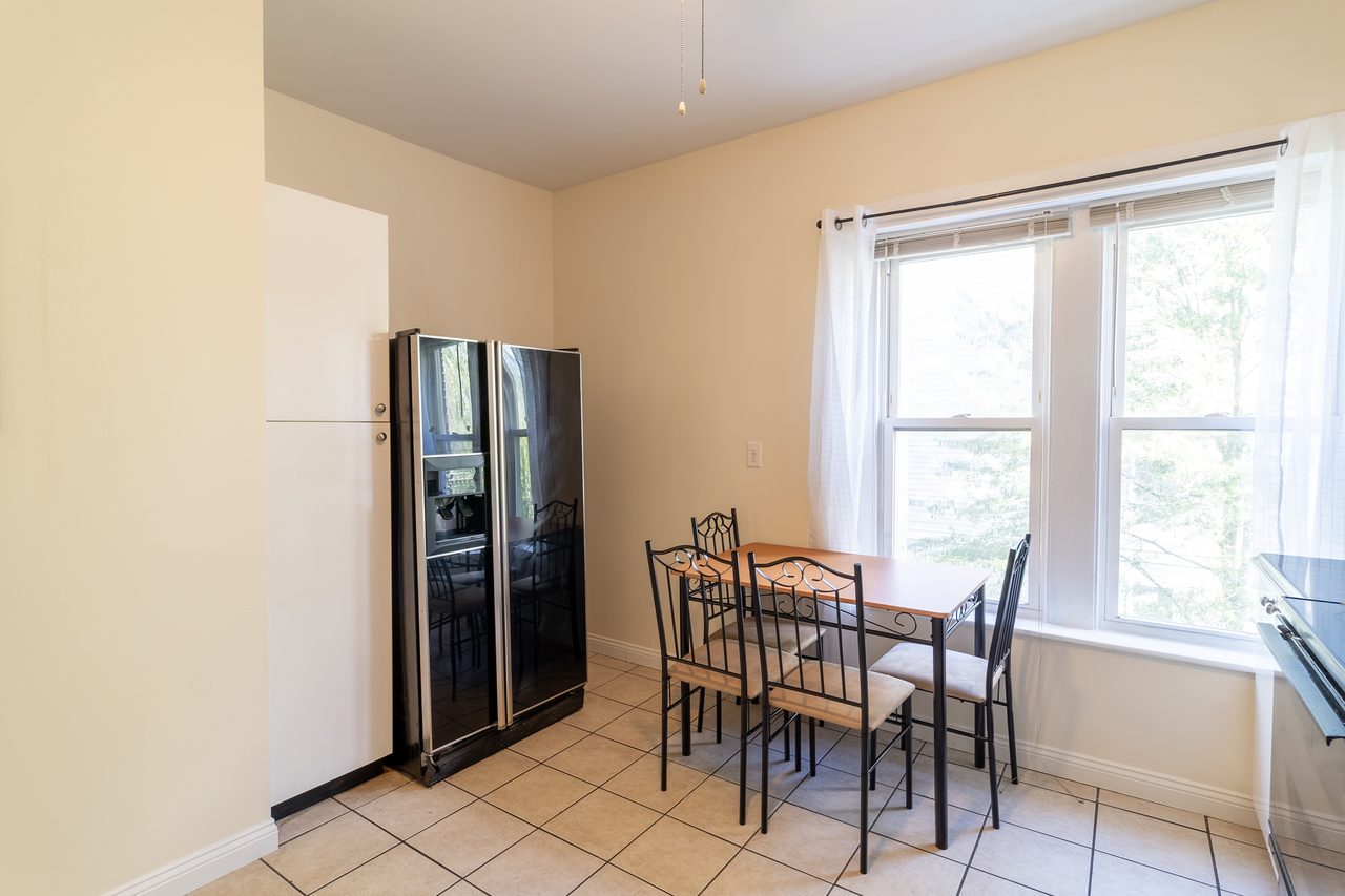 #1757: Allston - Queen Room C - 6