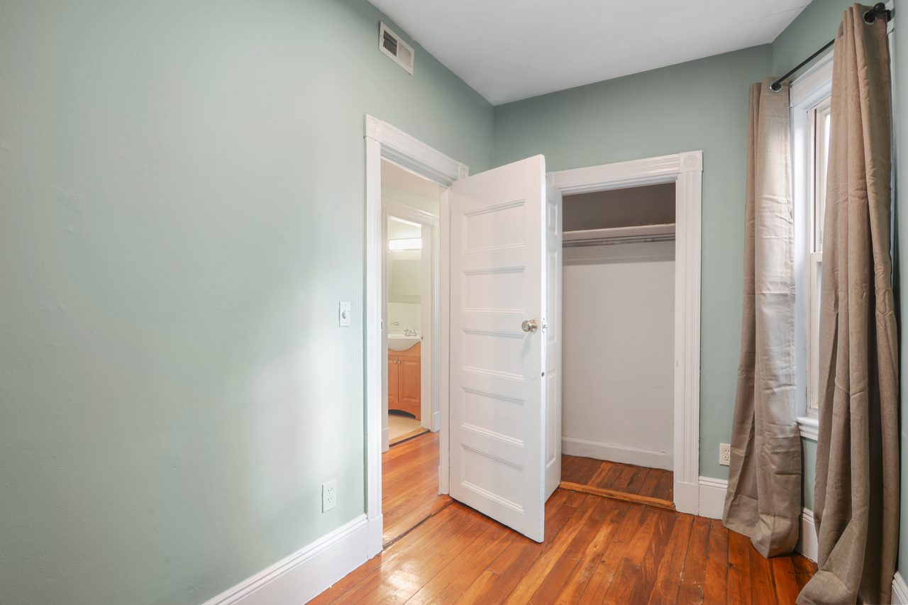  #835: Allston - Full Bedroom A  -  #835: Allston  - Gallery -  5