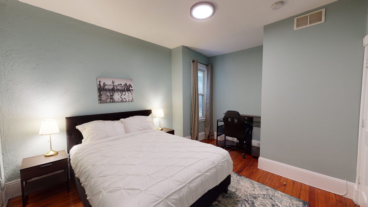  #835: Allston - Queen Bedroom C  -  #835: Allston  - Gallery -  2