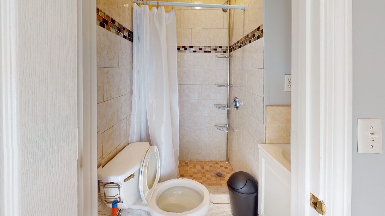 #1321: Allston - Queen Bedroom A - 10