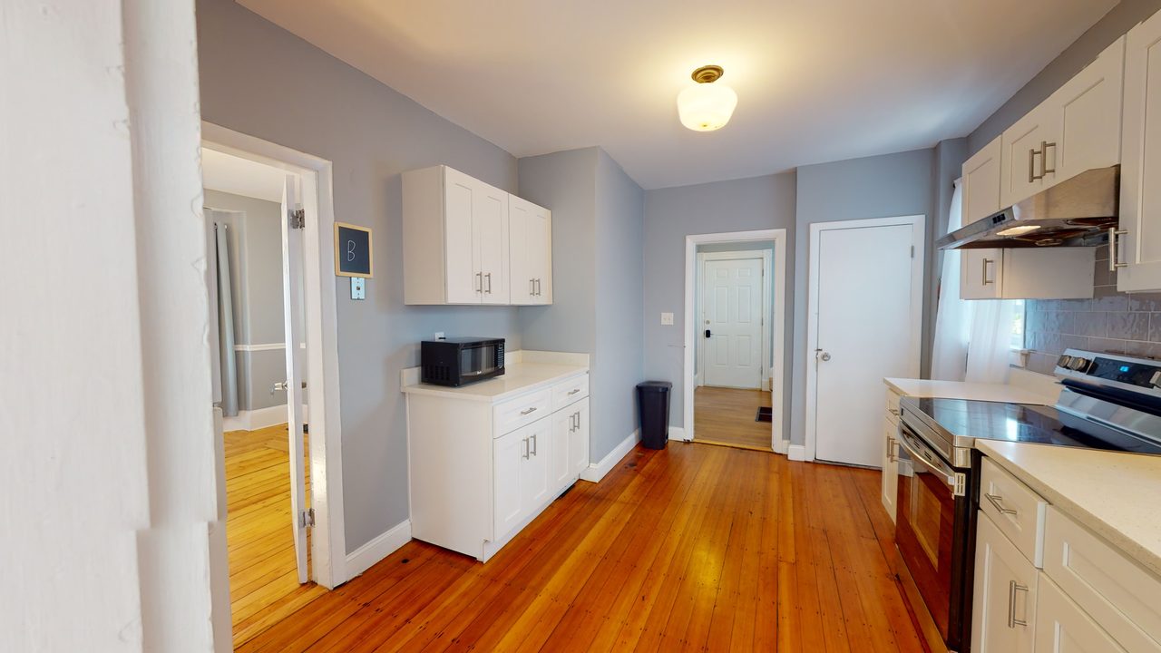 #1321: Allston - Queen Bedroom A - 13