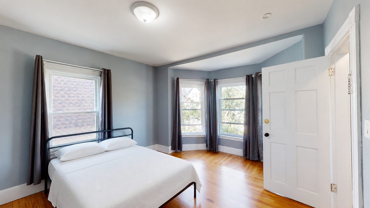 #1321: Allston - Queen Bedroom C - 1