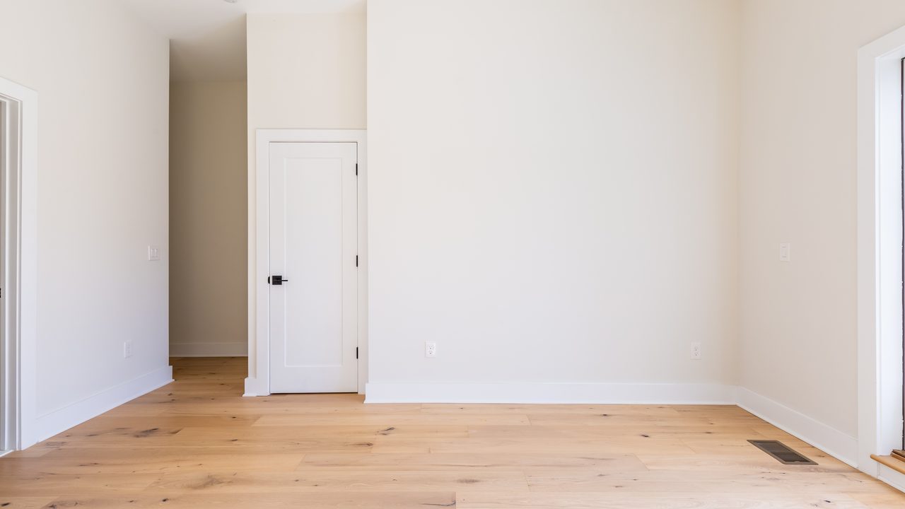 #1719: Columbia Heights - Full Bedroom B W/ Private Bathroom - #1719: Columbia Heights - Gallery - 3