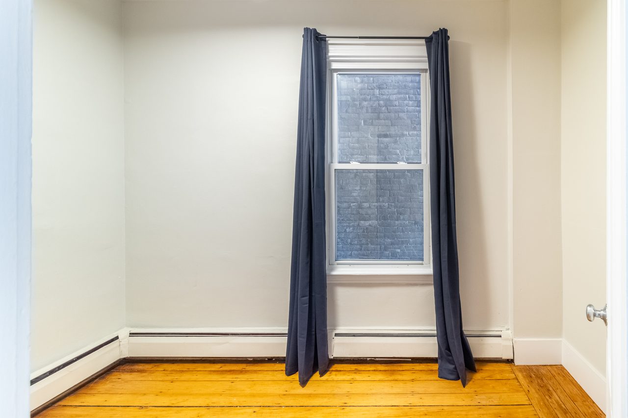  #926: Roxbury - Full Bedroom D  -  #926: Roxbury  - Gallery -  2