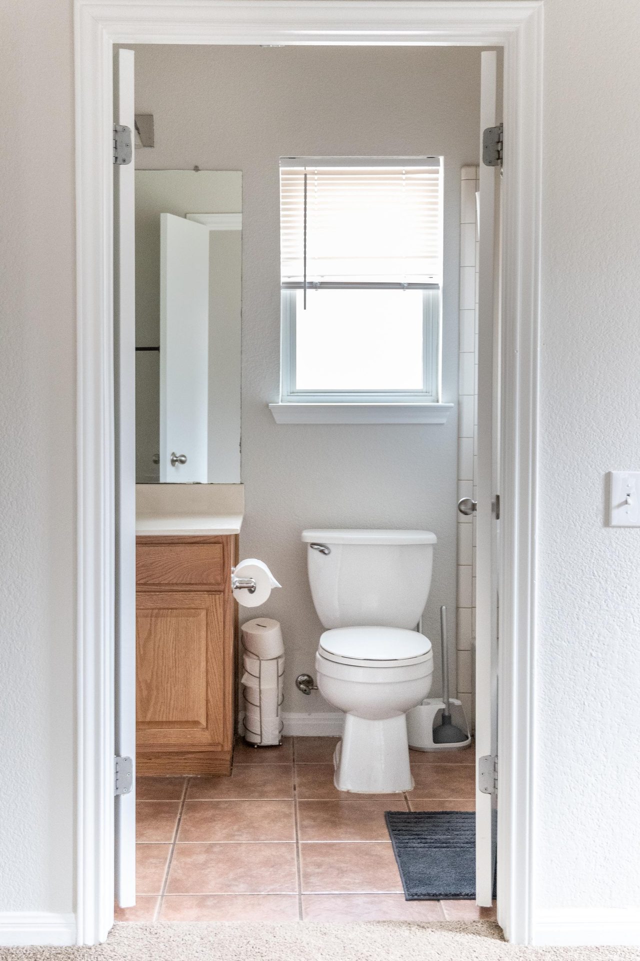  #894: Chestnut - Queen Bedroom C  -  #894: Chestnut  - Gallery -  9