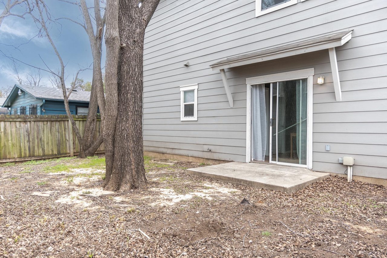  #894: Chestnut - Queen Bedroom A  -  #894: Chestnut  - Gallery -  15