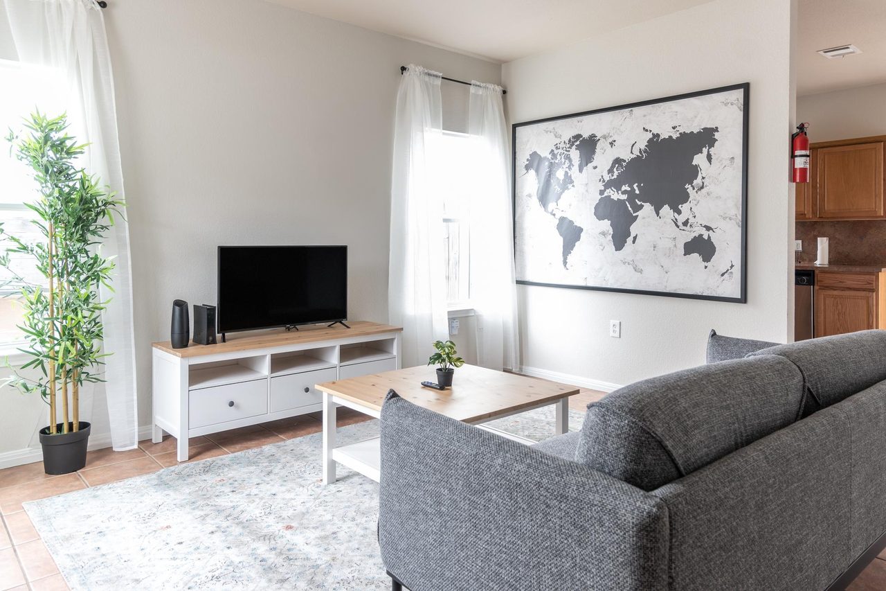  #894: Chestnut - Queen Bedroom A  -  #894: Chestnut  - Gallery -  3