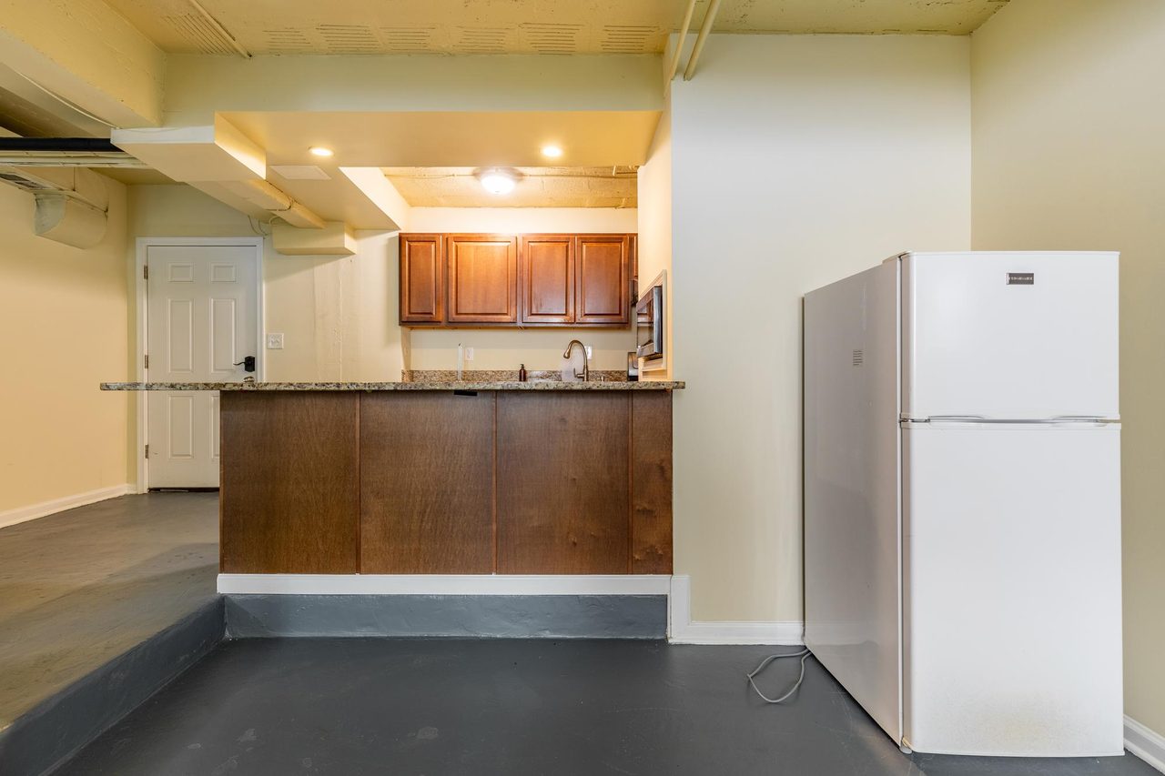 #1559: Dupont Circle - Twin Bedroom B - #1559: Dupont Circle - Gallery - 10