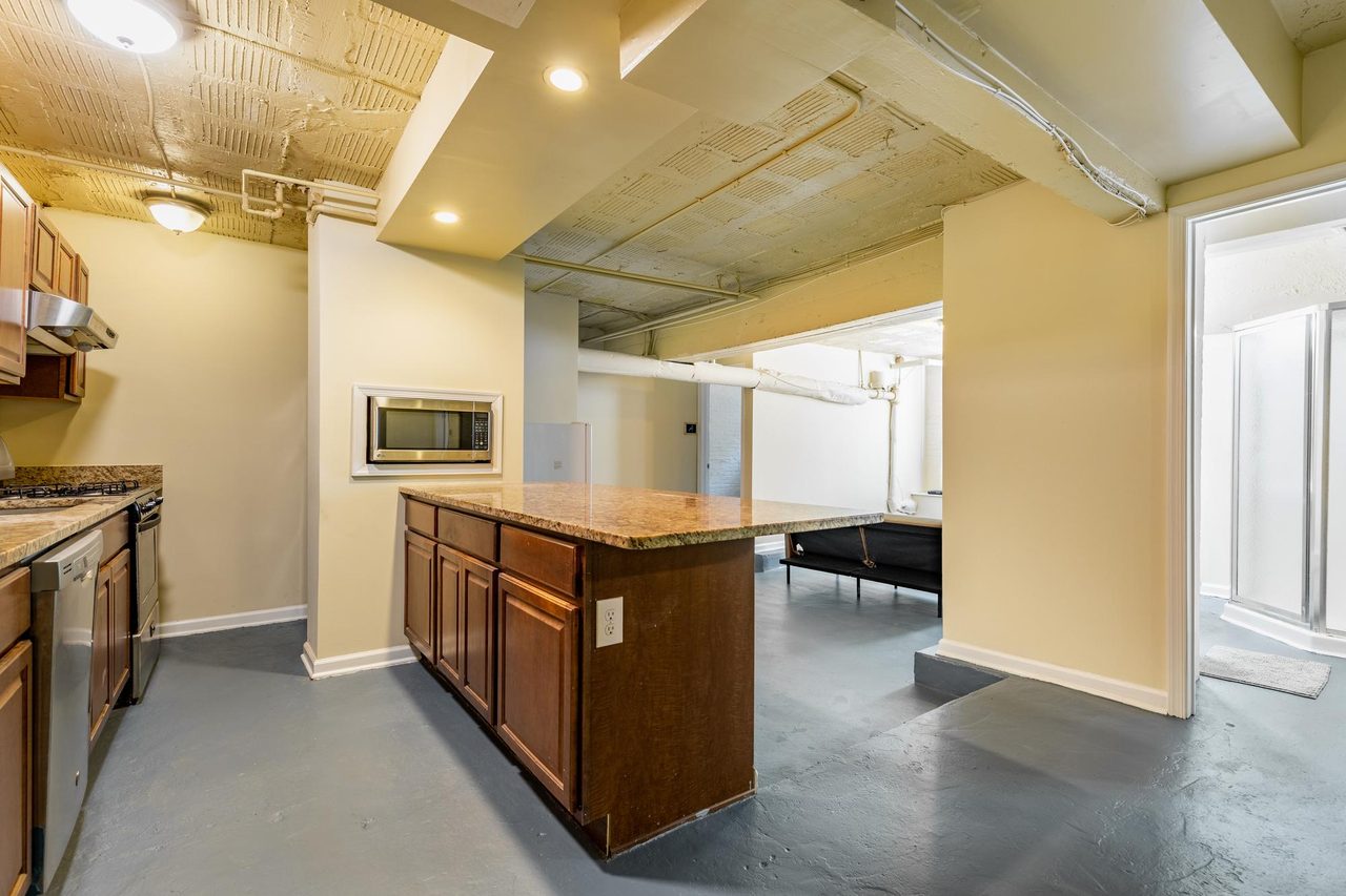 #1559: Dupont Circle - Full Bedroom C - #1559: Dupont Circle - Gallery - 1