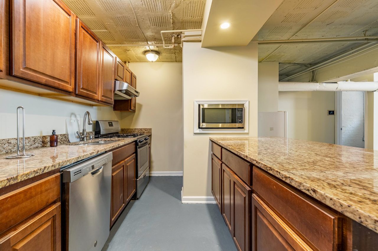 #1559: Dupont Circle - Full Bedroom D - #1559: Dupont Circle - Gallery - 13