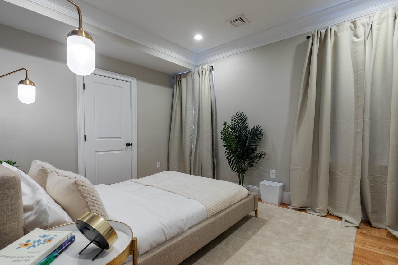  #278: North End - Full Bedroom B  -  #278: North End  - Gallery -  2