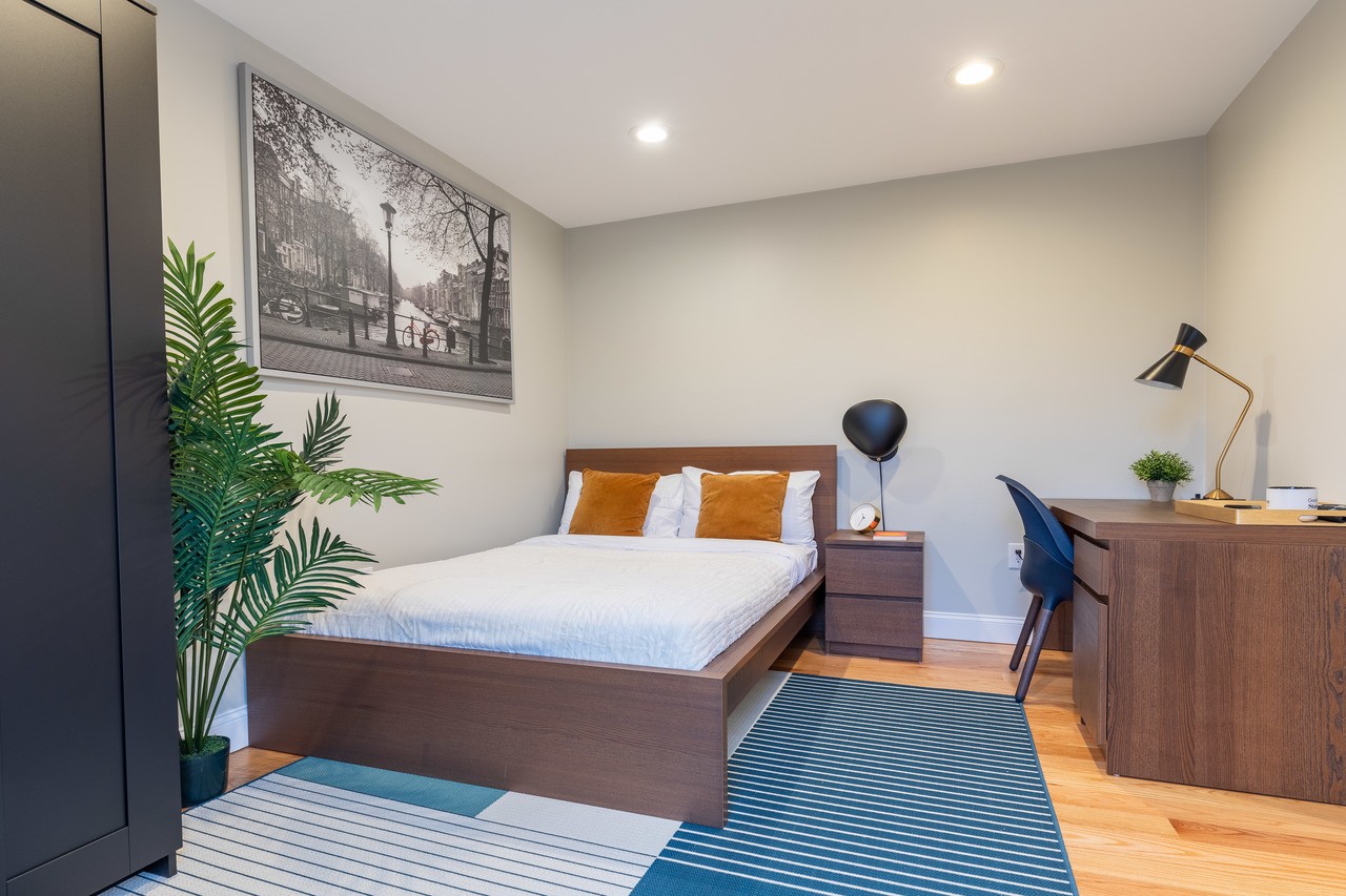  #278: North End - Full Bedroom D  -  #278: North End  - Gallery -  2