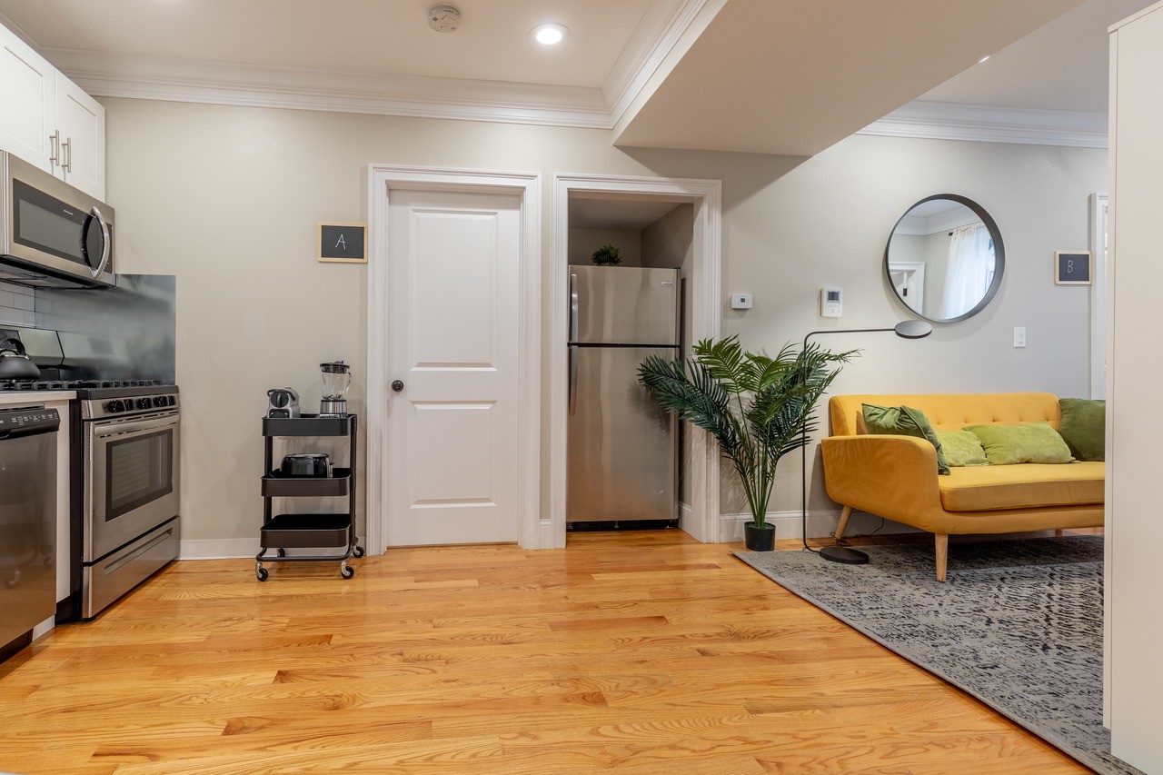 #278: North End - Full Bedroom D  -  #278: North End  - Gallery -  9